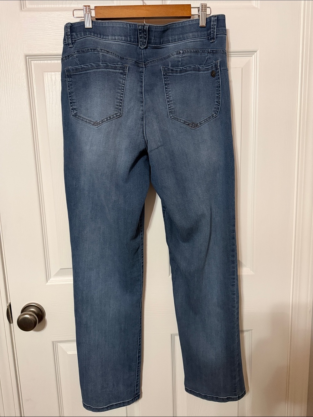 Democracy "Ab"solution Ankle Jeans - Picture 2 of 5